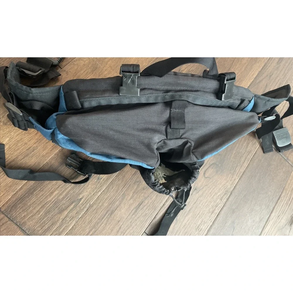 VINTAGE MONT BLANC HIKING CLIMBING‎ FANNY PACK BLUE/BLACK